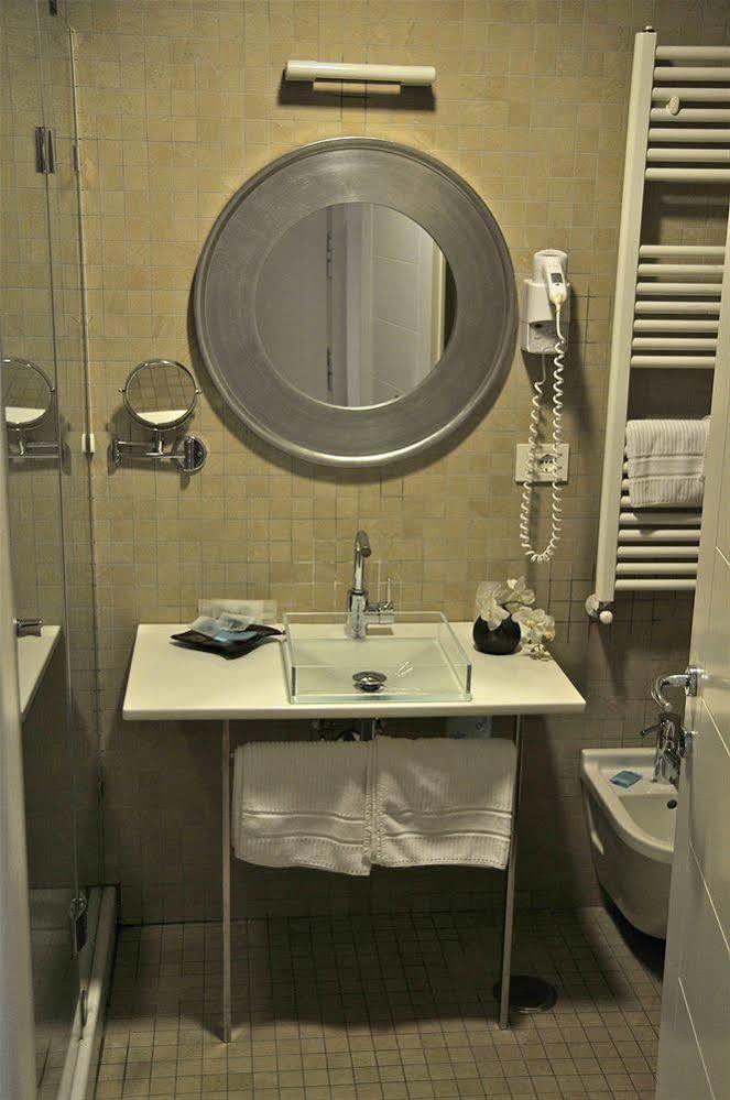 Hotel Del Conte 폰디 외부 사진